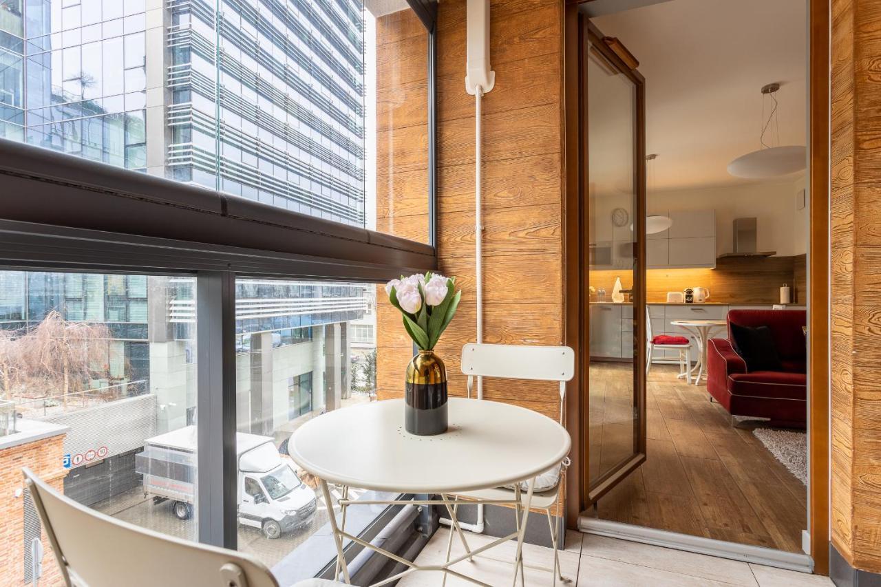 Golden - Big In Luxury Building Near Metro Station-grzybowska 85-5 Apartament *